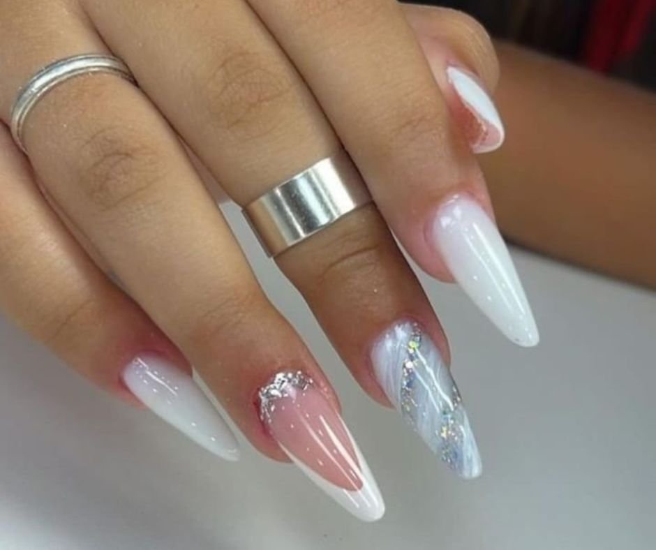 Manutenção de alongamento de unhas de gel na Itoupava Central em Blumenau